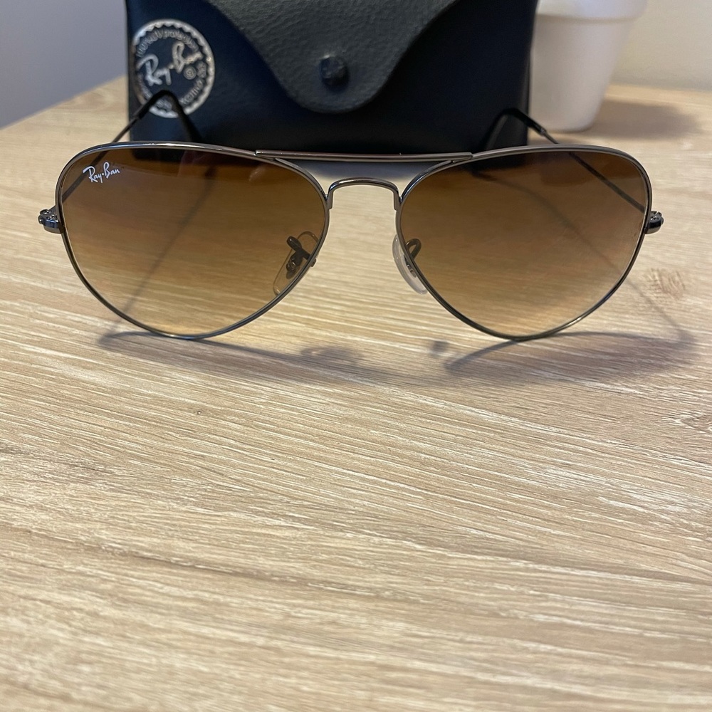 Ray-Ban Aviator Gradient Sunglasses
